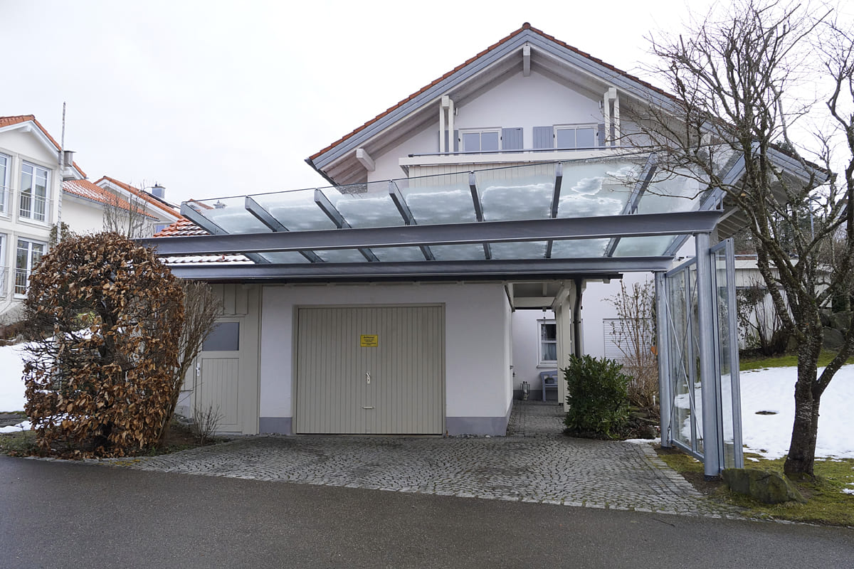 Vordächer und Carports
